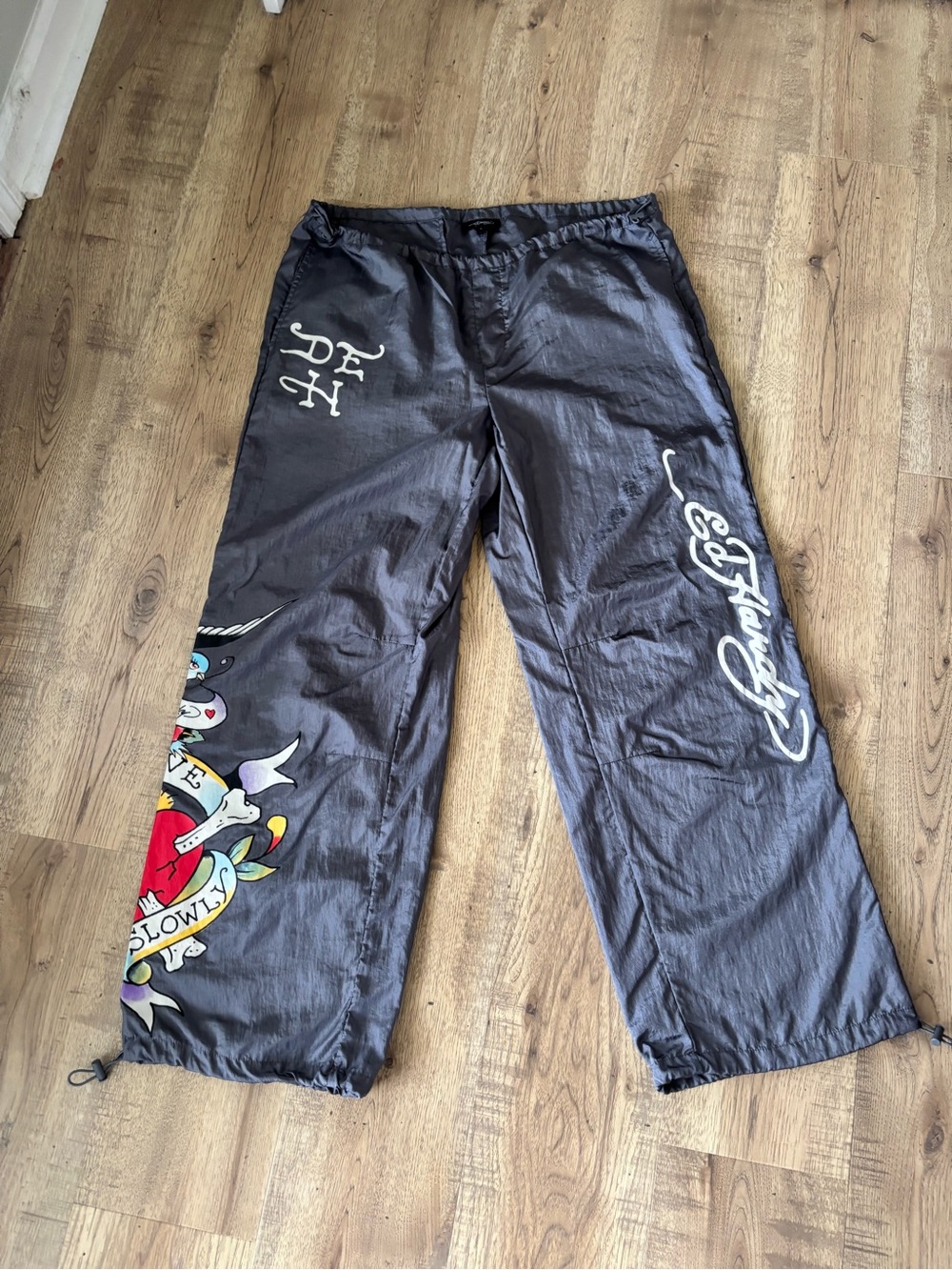 Ed Hardy Live Kills Slowly parachute pants size large